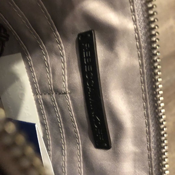 Rebecca Minkoff metallic chevron wristlet - Picture 6 of 7